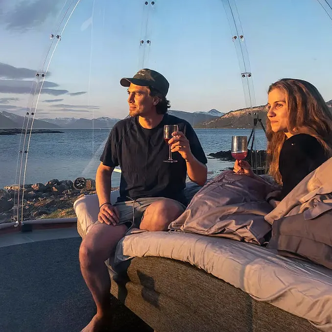 Dome Glamping