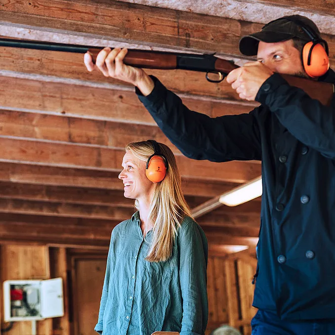 Leirdueskyting for to