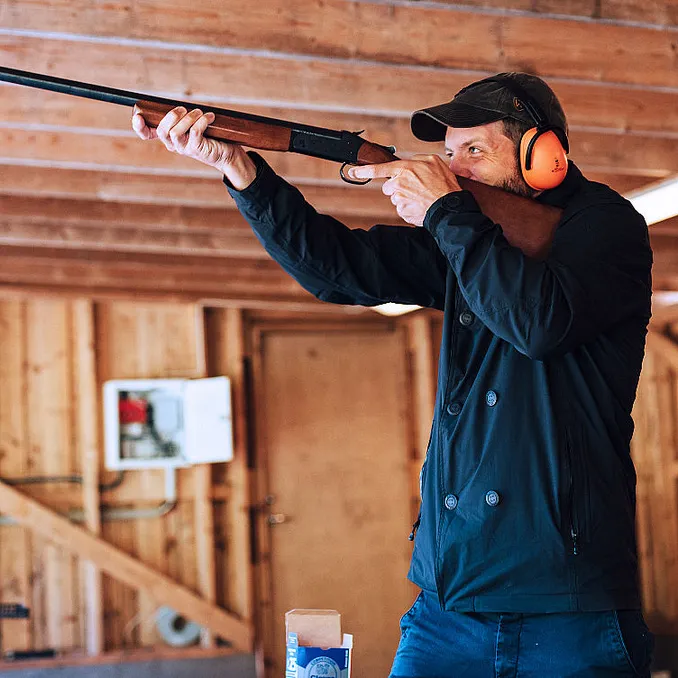 Leirdueskyting for to