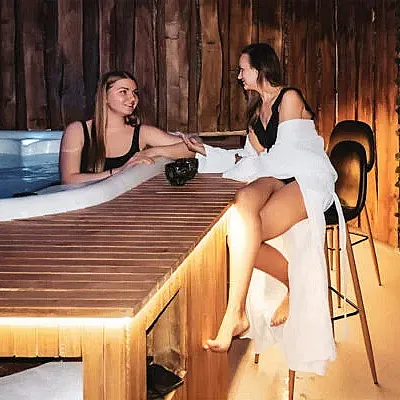 Spa, jacuzzi, badstue & kroppsskrubb