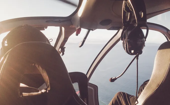 Introduksjon til helikopterflyging for tre