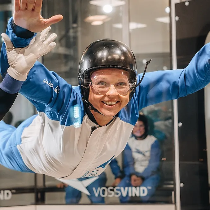Indoor skydive