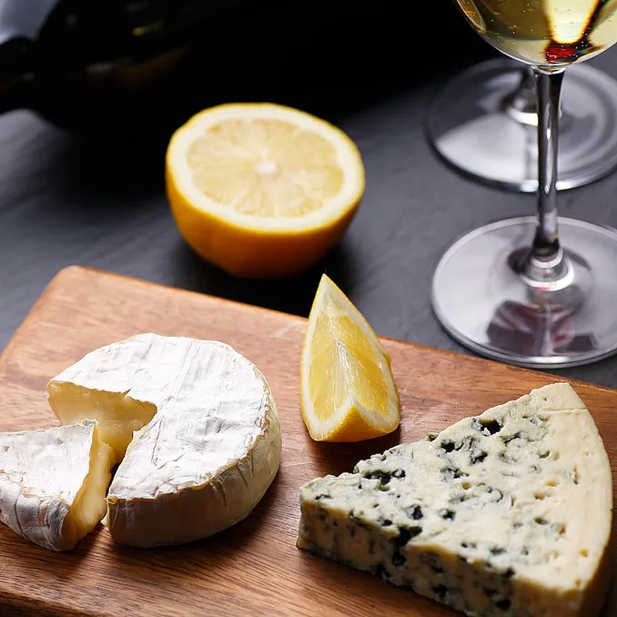 Vin- og ostekveld for to
