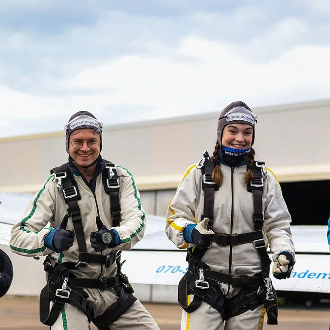 Tandem fallskjermhopp