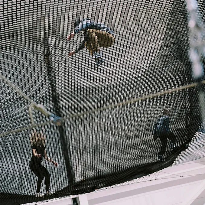 Indoor nettpark for to