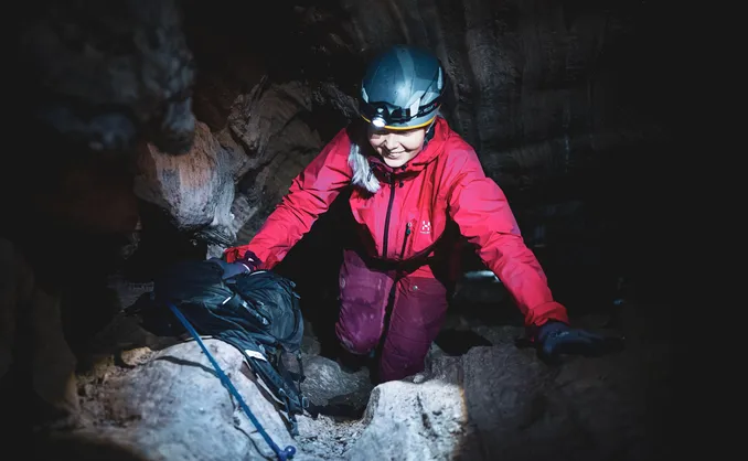 Grottetur i Øyfjellgrotta