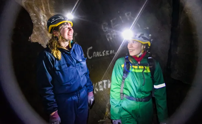 Grottetur i Øyfjellgrotta