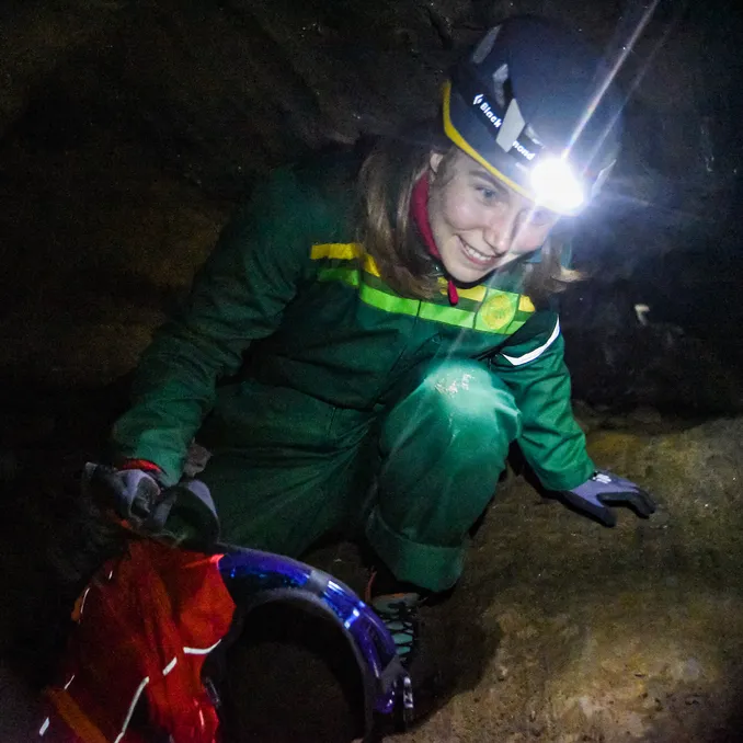 Grottetur i Øyfjellgrotta