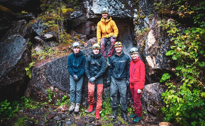 Grottetur i Øyfjellgrotta