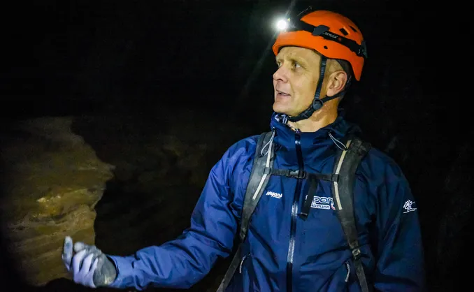 Grottetur i Øyfjellgrotta