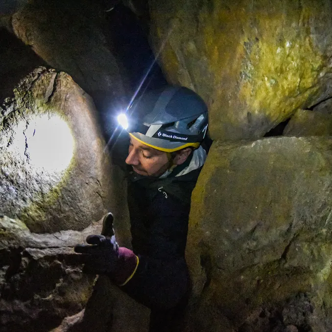 Grottetur i Øyfjellgrotta