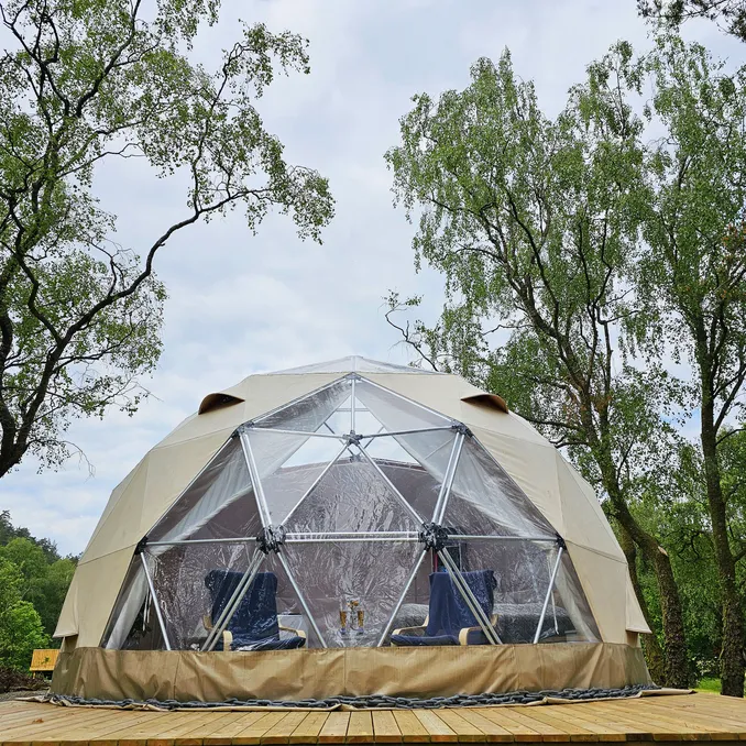 Dome, jacuzzi & sauna