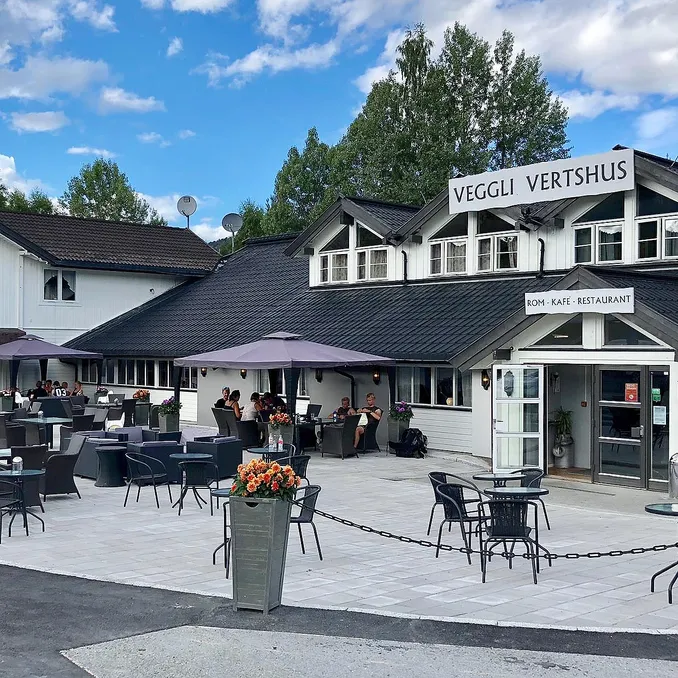 Overnatting, dresin, treretters og ølsmaking