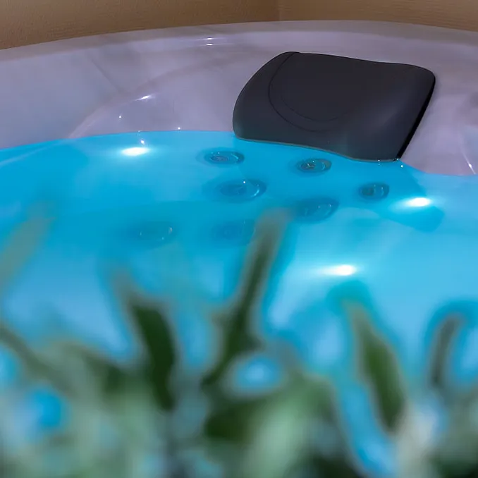 Jacuzzi, sauna & isbad for to