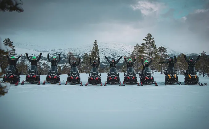 Snøscootersafari for to