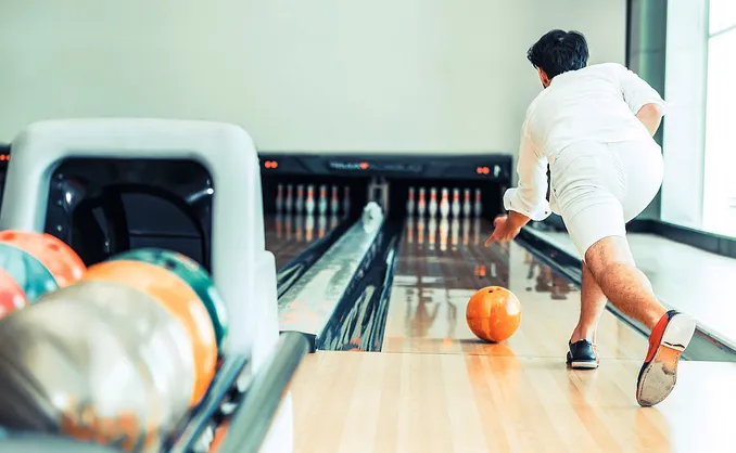 Bowlingkveld og pizza