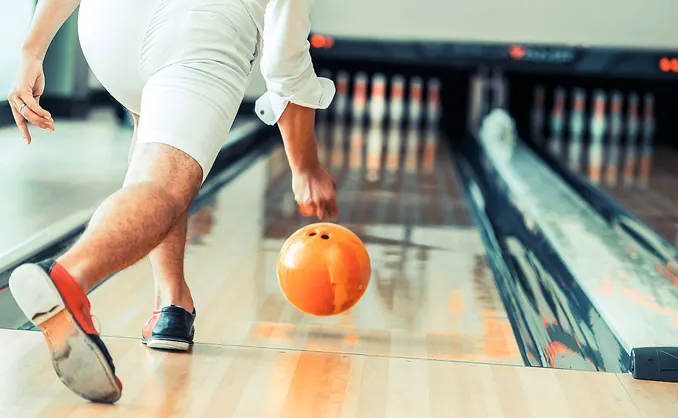 Bowlingkveld og pizza