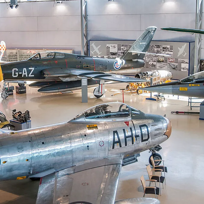 Forsvarets flysamling for to