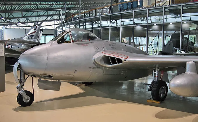 Forsvarets flysamling for to