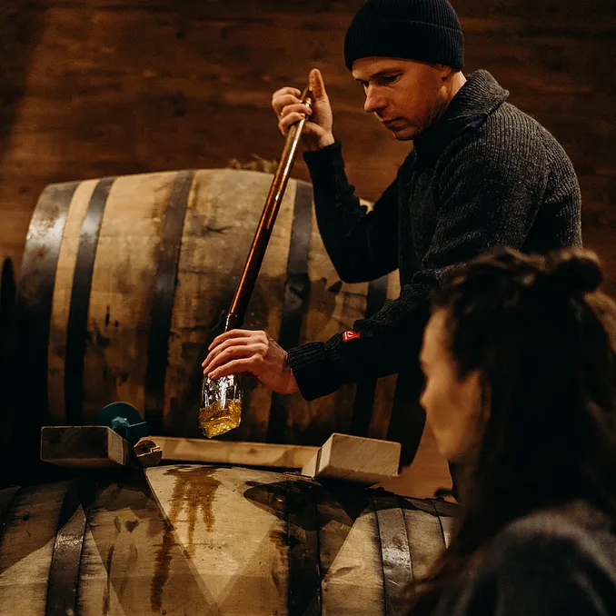 Whiskysmaking med destilleriomvisning