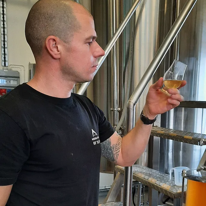 Whiskysmaking med destilleriomvisning