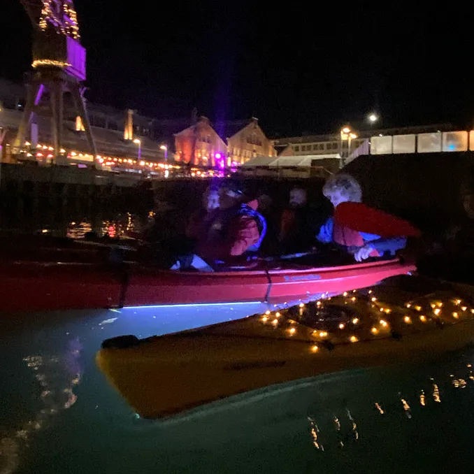 Glødende kajakktur langs Nidelven