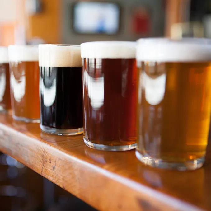 Ølsmaking på craftpub for to