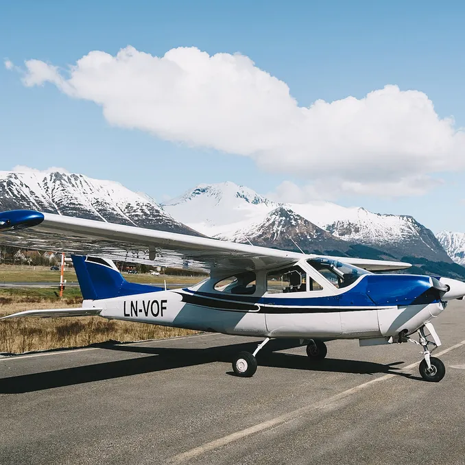 Rundflyging og introduksjonstur deluxe