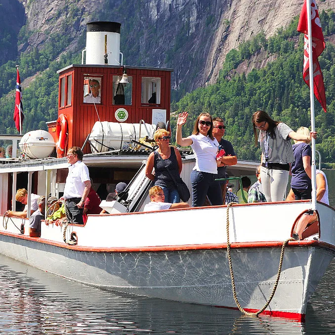 Familiecruise på dampskip
