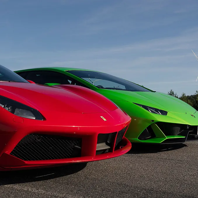 Supersportsbil og racing