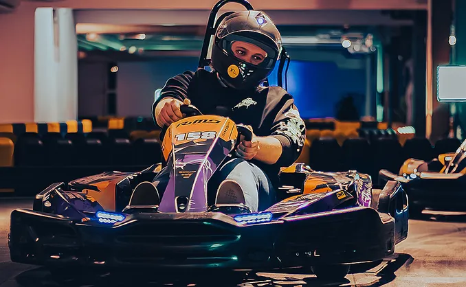 Supersportsbil og racing