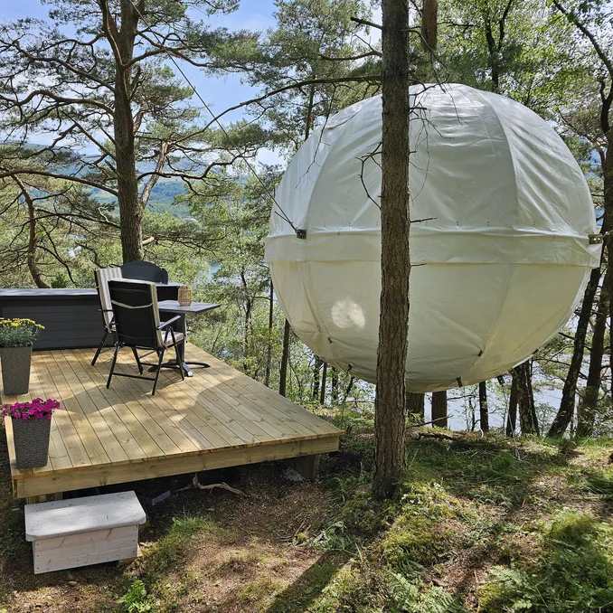 Hjelmeland Fjord Cocoon