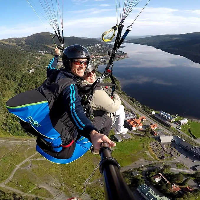 Paragliding tandem
