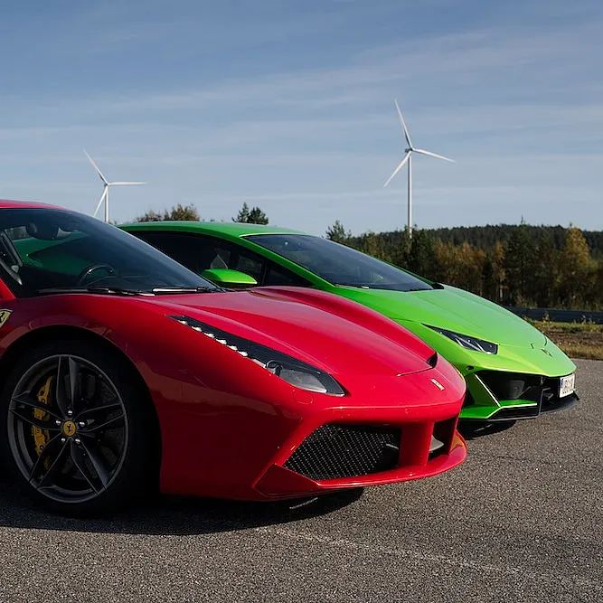 Kjør Lamborghini & Ferrari på racerbane