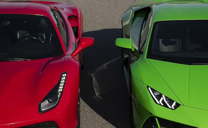 Kjør Lamborghini & Ferrari på racerbane