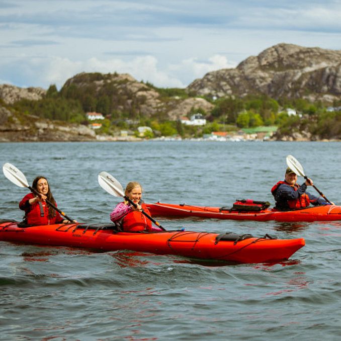 Guidet kajakktur i Øygarden skjærgård