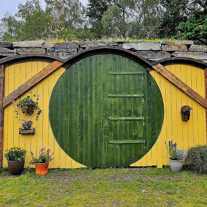 Hobbit Cabin
