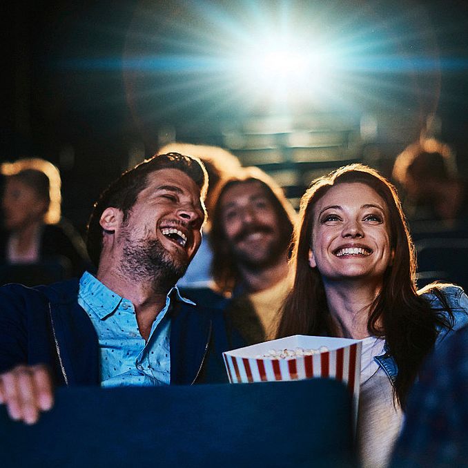 Kinodate med popcorn og brus