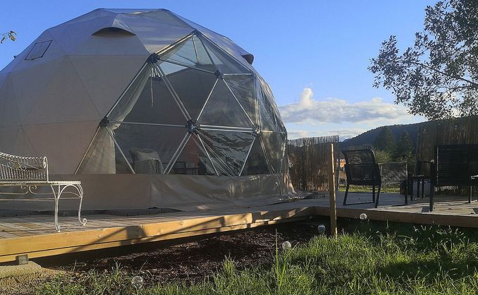 Dome Glamping & alpakkavandring