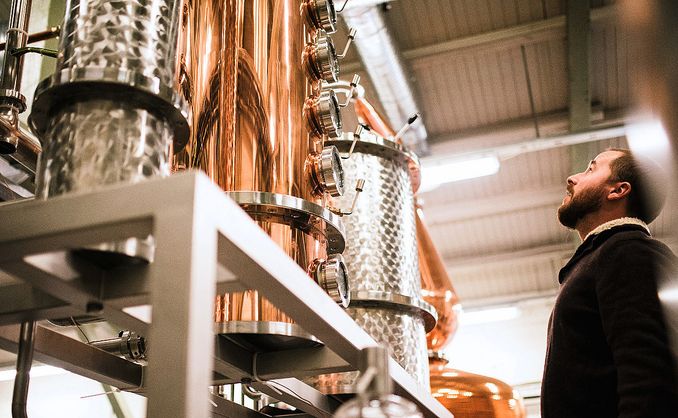 Ginsmaking med destilleriomvisning