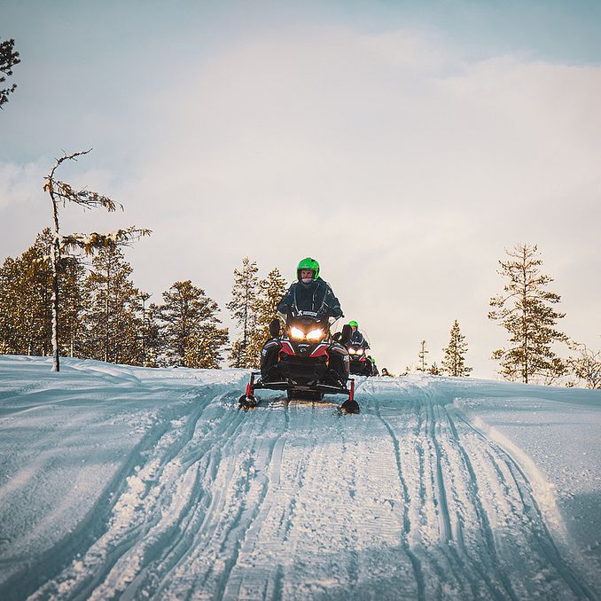 Snøscootersafari heldag